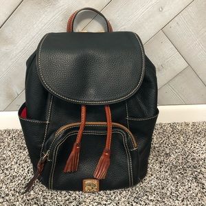 like new dooney & bourke backpack/purse